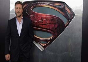 Russell Crowe Twitleri Yznden Hayranlarndan zr Diledi 